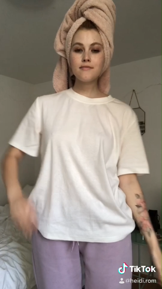 Porn video thumbnail